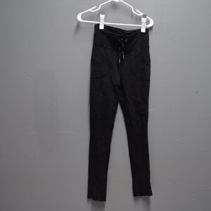 Lululemon Black High-Waisted Jogger Size 6